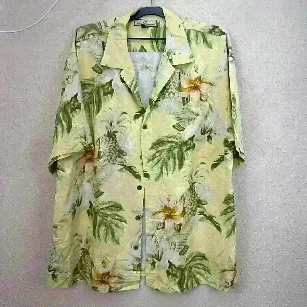 🔥Tommy Bahama floral Hawaiian mens shirt  sz L MC2